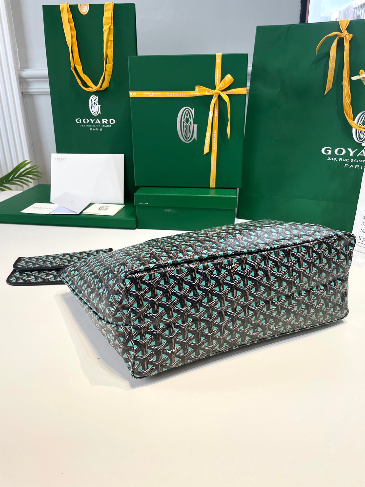 고야드 클레어 리버시블 PM 47cm