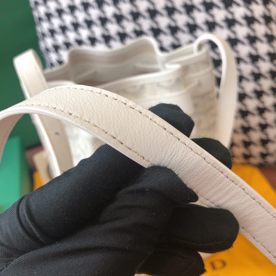 고야드 쁘띠플로 버킷백 화이트