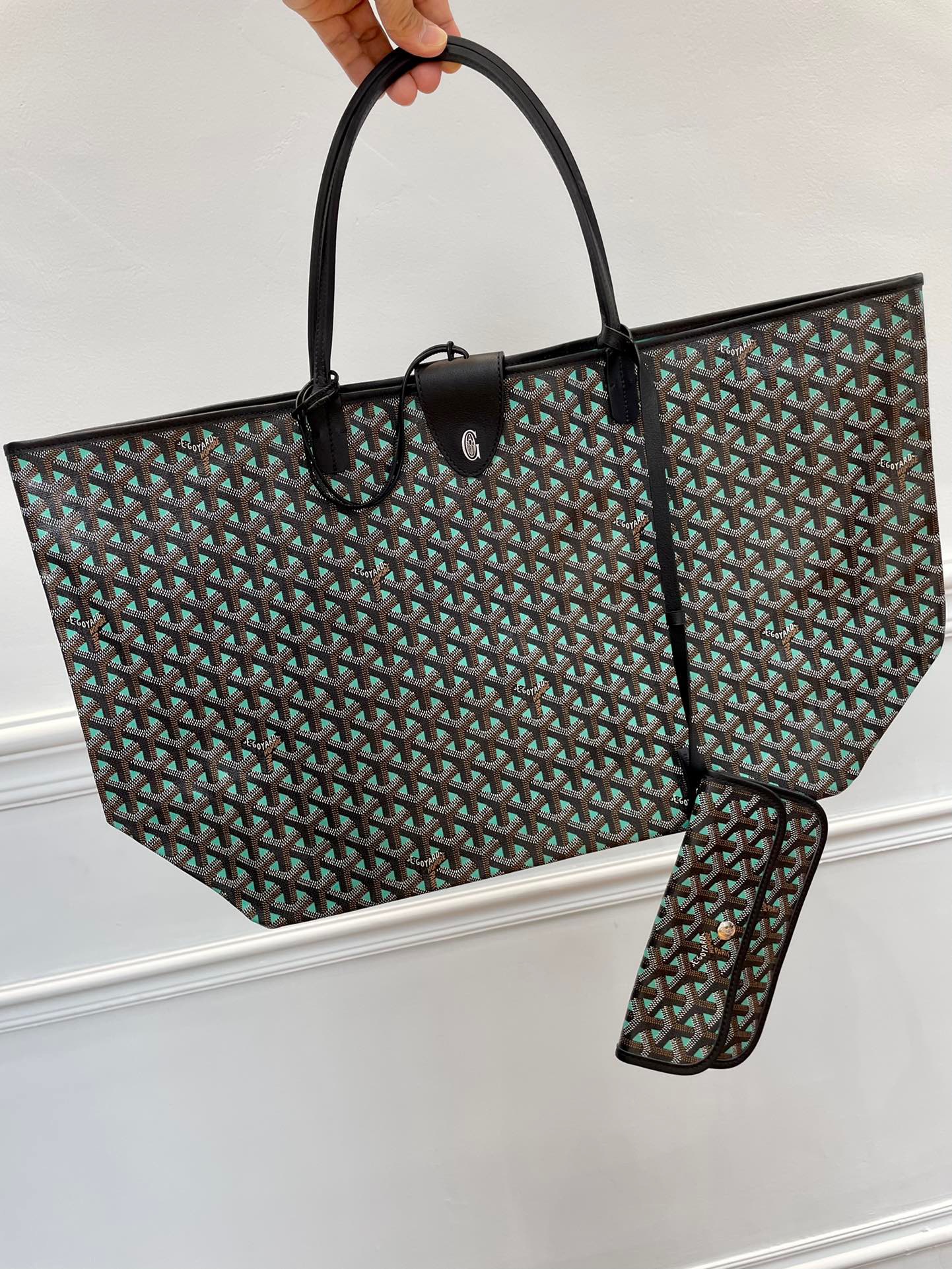 고야드 클레어 리버시블 GM 57cm