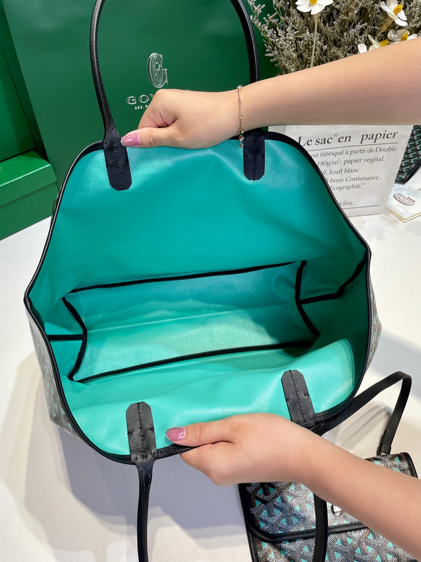 고야드 클레어 리버시블 GM 57cm