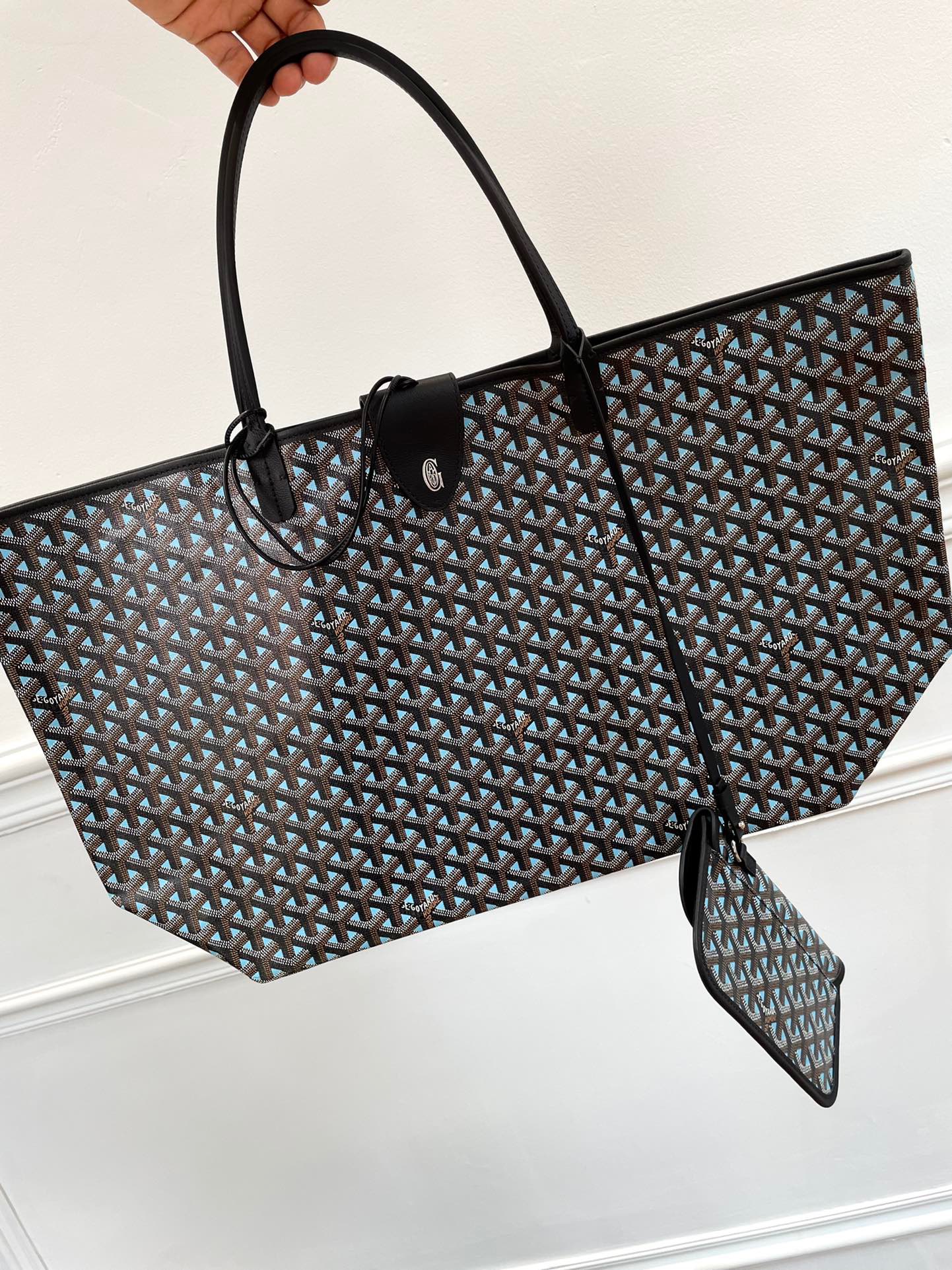 고야드 클레어 리버시블 PM 47cm