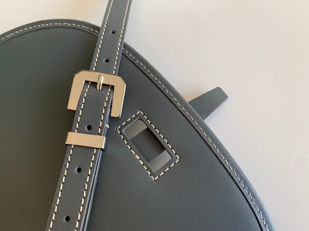 고야드 벨베데르 크로스백 그레이