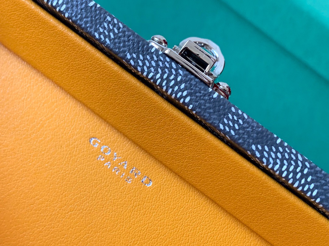 고야드 19FW 트렁크 스트랩백 그레이