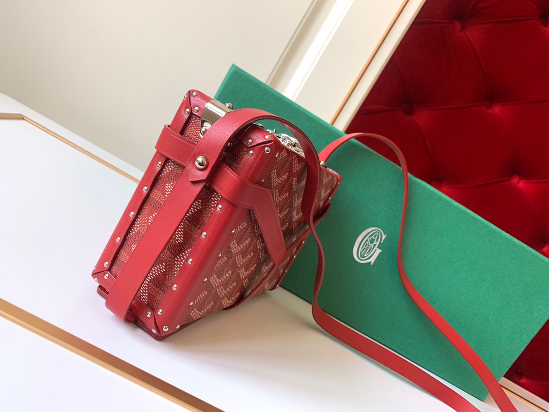 고야드 19FW 트렁크 스트랩백 레드