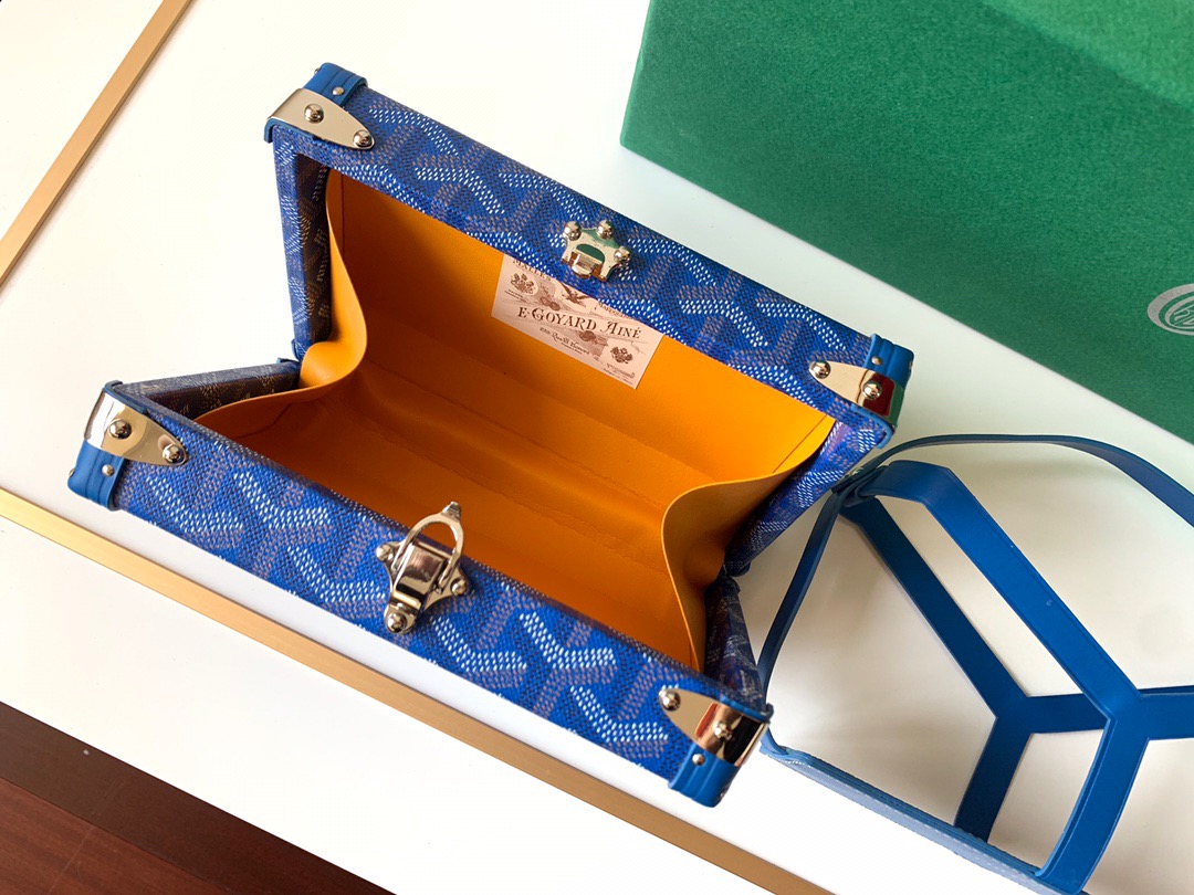 고야드 19FW 트렁크 스트랩백 스카이 블루