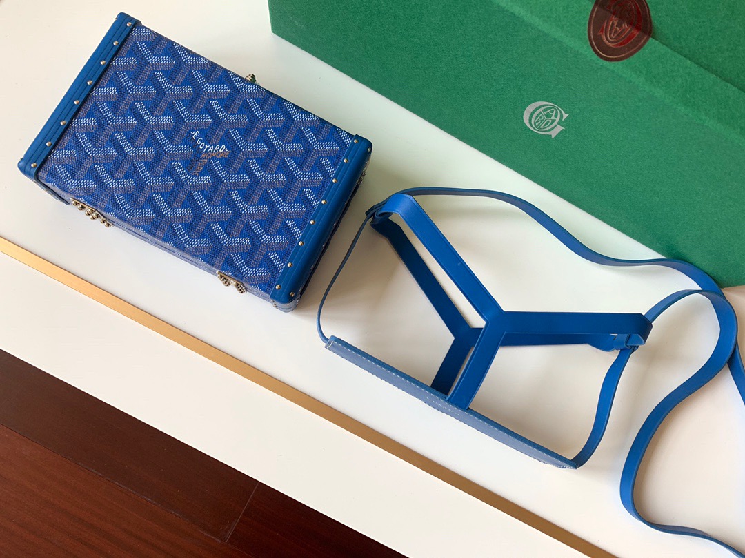 고야드 19FW 트렁크 스트랩백 스카이 블루