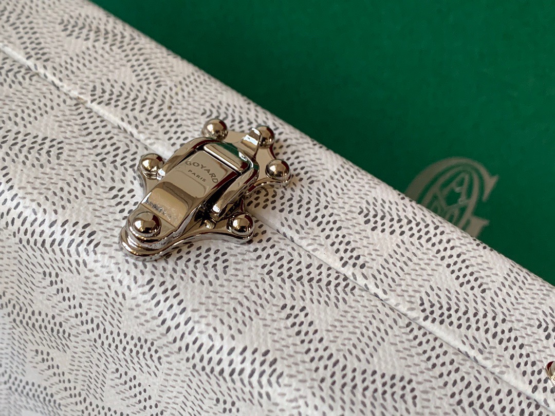 고야드 19FW 트렁크 스트랩백 화이트