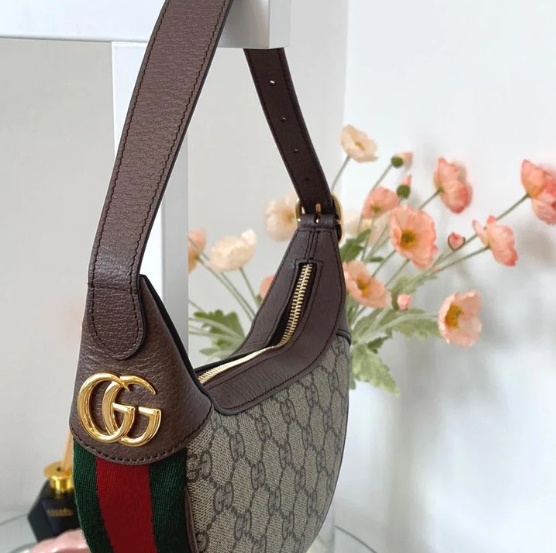 구찌 오피디아 GG 미니 호보 숄더백 가로 20cm x 세로15cm x 너비 5cm
