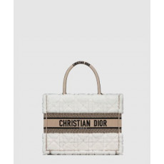디올 북 토트백 미듐 M1296