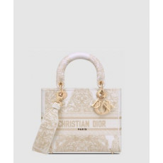 디올 레이디백 디라이트 미듐 M0565