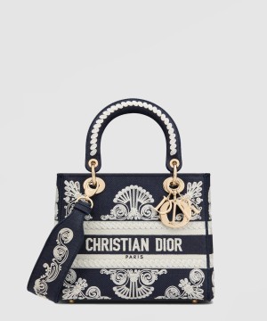 디올 레이디백 디라이트 미듐 M0565