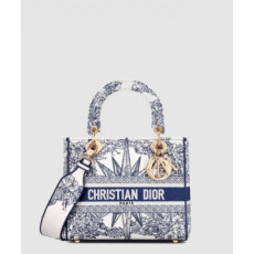 디올 레이디백 디라이트 미듐 M0565