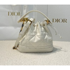 디올 졸리 버킷백 스몰 매크로까나쥬