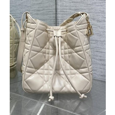 디올 디 모션 미디엄 호보 버킷백 DR09463