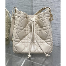 디올 디 모션 미디엄 호보 버킷백 DR09463