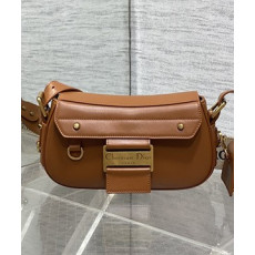 디올 오블리크 스트릿시크 백