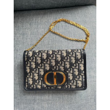 디올 몽테인 투인원 파우치