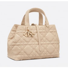 디올 미디움 뚜주흐 백 매크로까나쥬 카프스킨 파우더 베이지