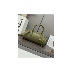 로에베 아마조나 23 크롭 백