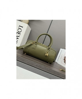 로에베 아마조나 23 크롭 백