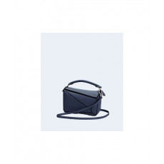 로에베 클래식 카프스킨 미니 퍼즐 백 네이비