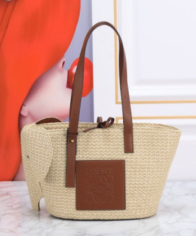 로에베 엘리펀트 숄더백 사이즈 25*21CM