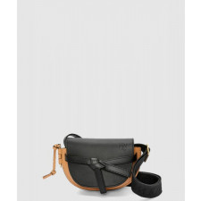 로에베 미니 숄더백