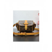 루이비통 카고 웨어러블 월릿 M14742