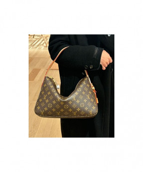 루이비통 24FW 슬라우치 PM M11952