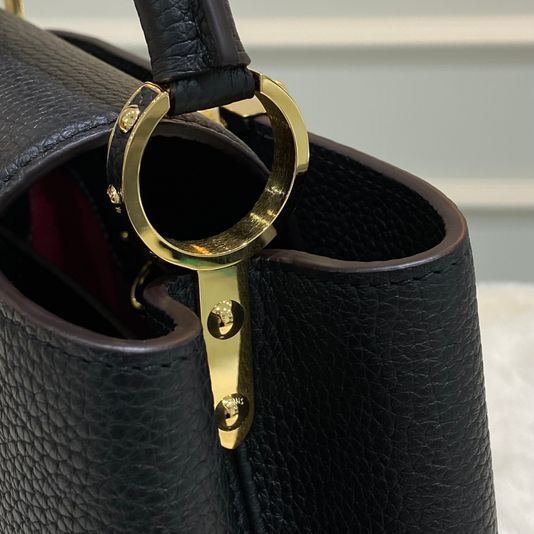 루이비통 카퓌신 BB M24728