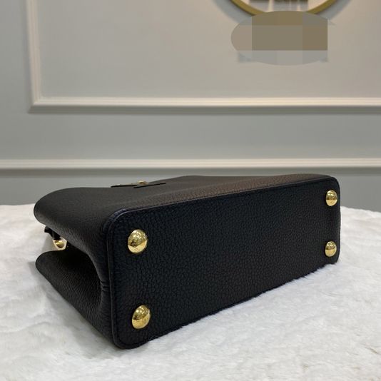 루이비통 카퓌신 BB M24728