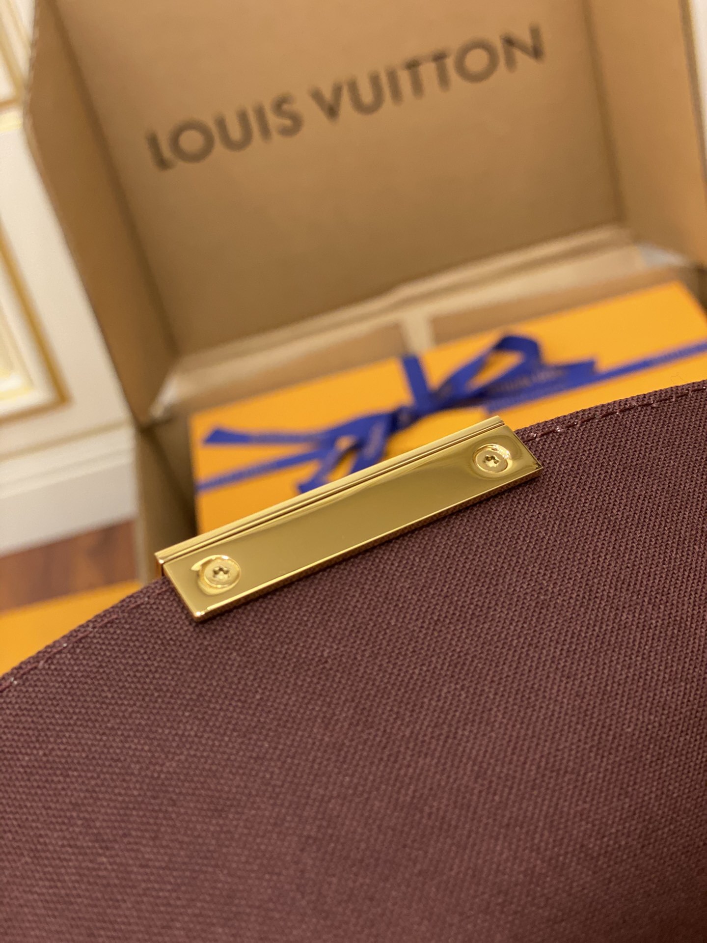 루이비통 페이보릿 MM M40718 26 x 15 x 4 cm