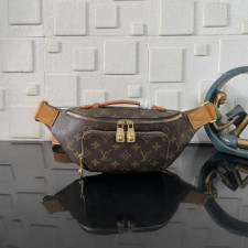 루이비통 러시 범백 모노그램 M14019 Size: 30*15*8 cm