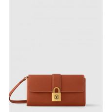 루이비통 WALLET ON CHAIN 로우 키백 M12147