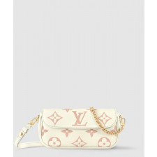 체인 아이비 지갑백 M83026