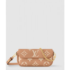 월릿 온 체인 아이비 M12758