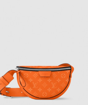 루이비통 LV 문 크로스바디 M31029