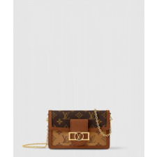 루이비통 도핀 체인 월릿 M68746