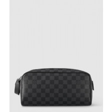 루이비통 돕 키트 토일렛 파우치 N40127