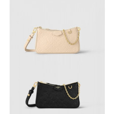 이지 파우치 온 스트랩 M80349