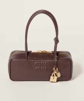 미우미우 가죽 보 백 높이 11.5cm 폭 28cm 길이 8cm