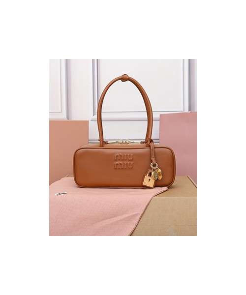 미우미우 레더 탑핸들 보 백 5BB173