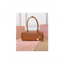 미우미우 레더 탑핸들 보 백 5BB173