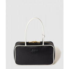 미우미우 가죽 보백 5BB172