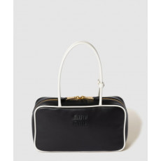 미우미우 가죽 보백 5BB172