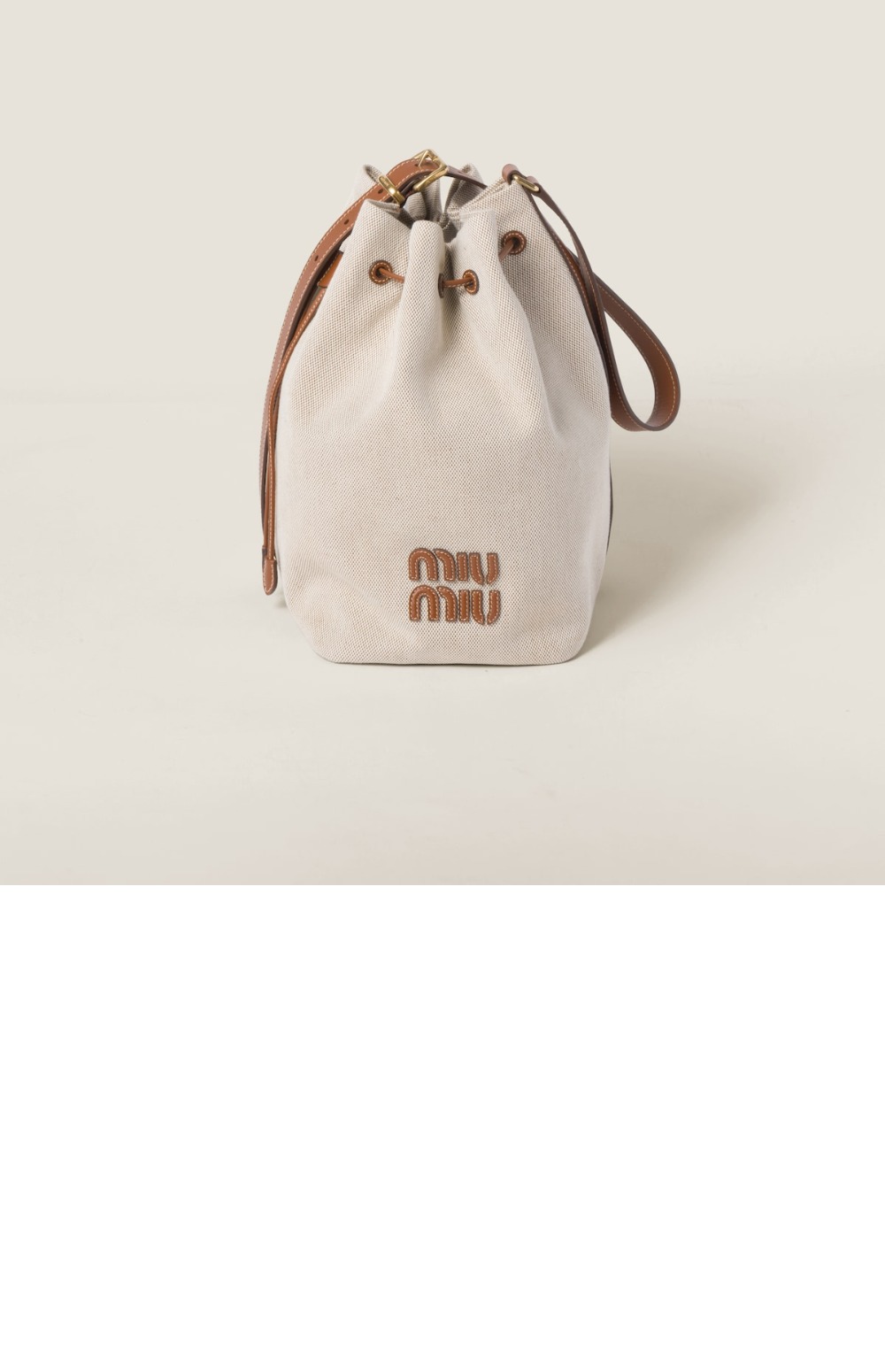 미우미우 캔버스 및 가죽 버킷 라지백 5BE089