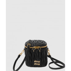 미우미우 마테라쎄 나파 가죽 마이크로 백 5NR018