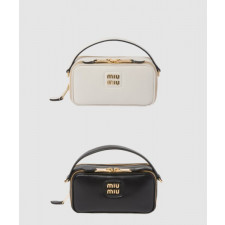 미우미우 가죽 숄더백 5BH229