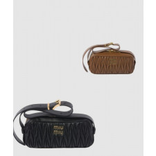 미우미우 마테라쎄 나파 가죽 숄더백 5BC158