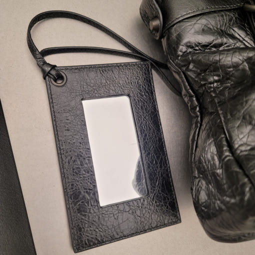 발렌시아가 르 시티 퍼스트 백 블랙